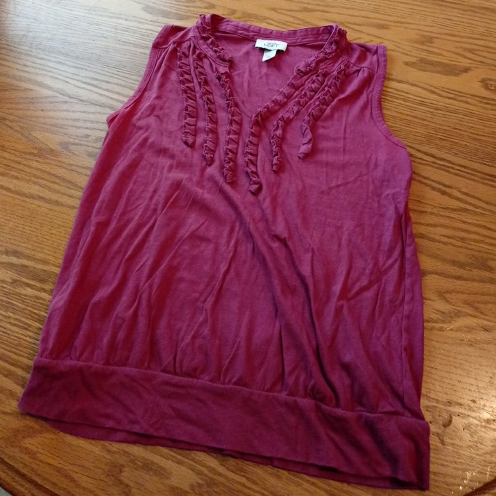 Loft tank or shell, size medium